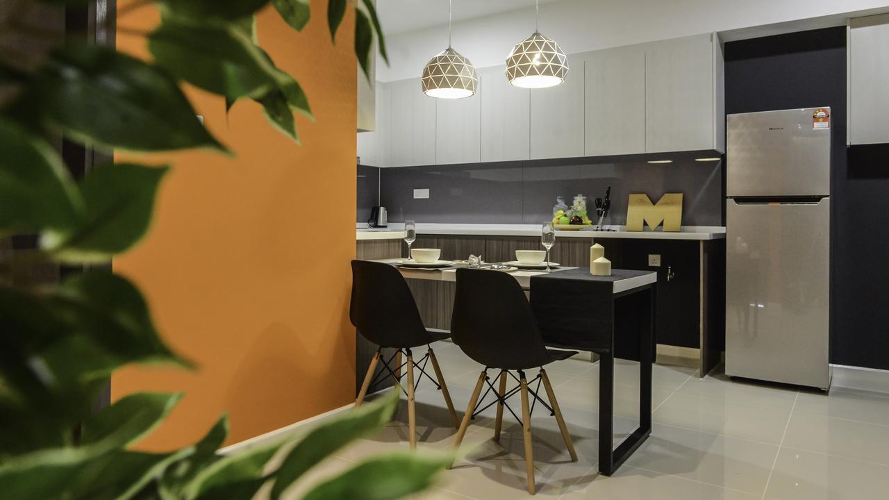 Suasana Private Suites By Subhome Johor Bahru Exterior foto